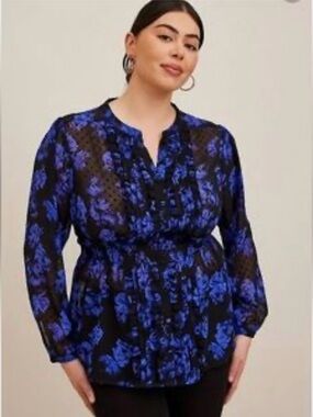 Torrid Top Chiffon Clip Dot Ruffle Front Size 2X Dark Romantic Gothic Sheer Rose
